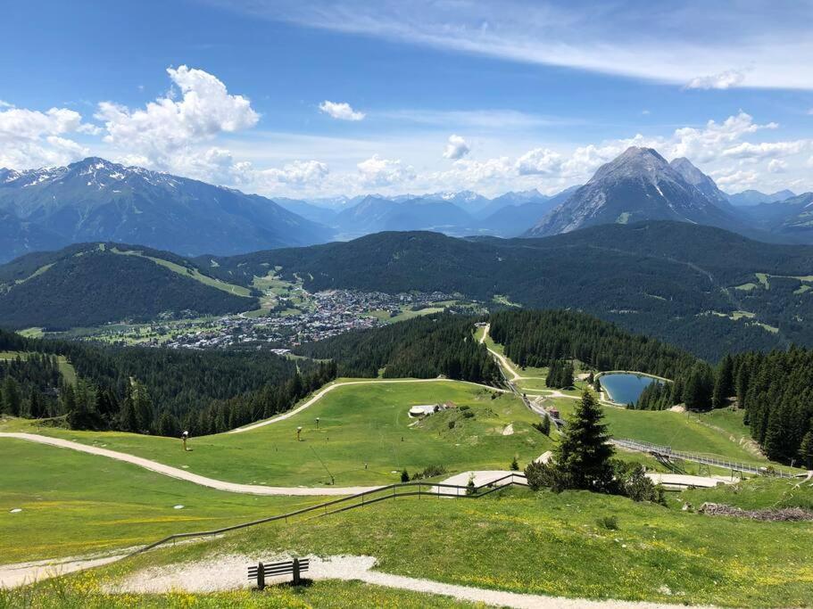 זיפלד אין טירול Sonniges Apartment In Seefeld מראה חיצוני תמונה