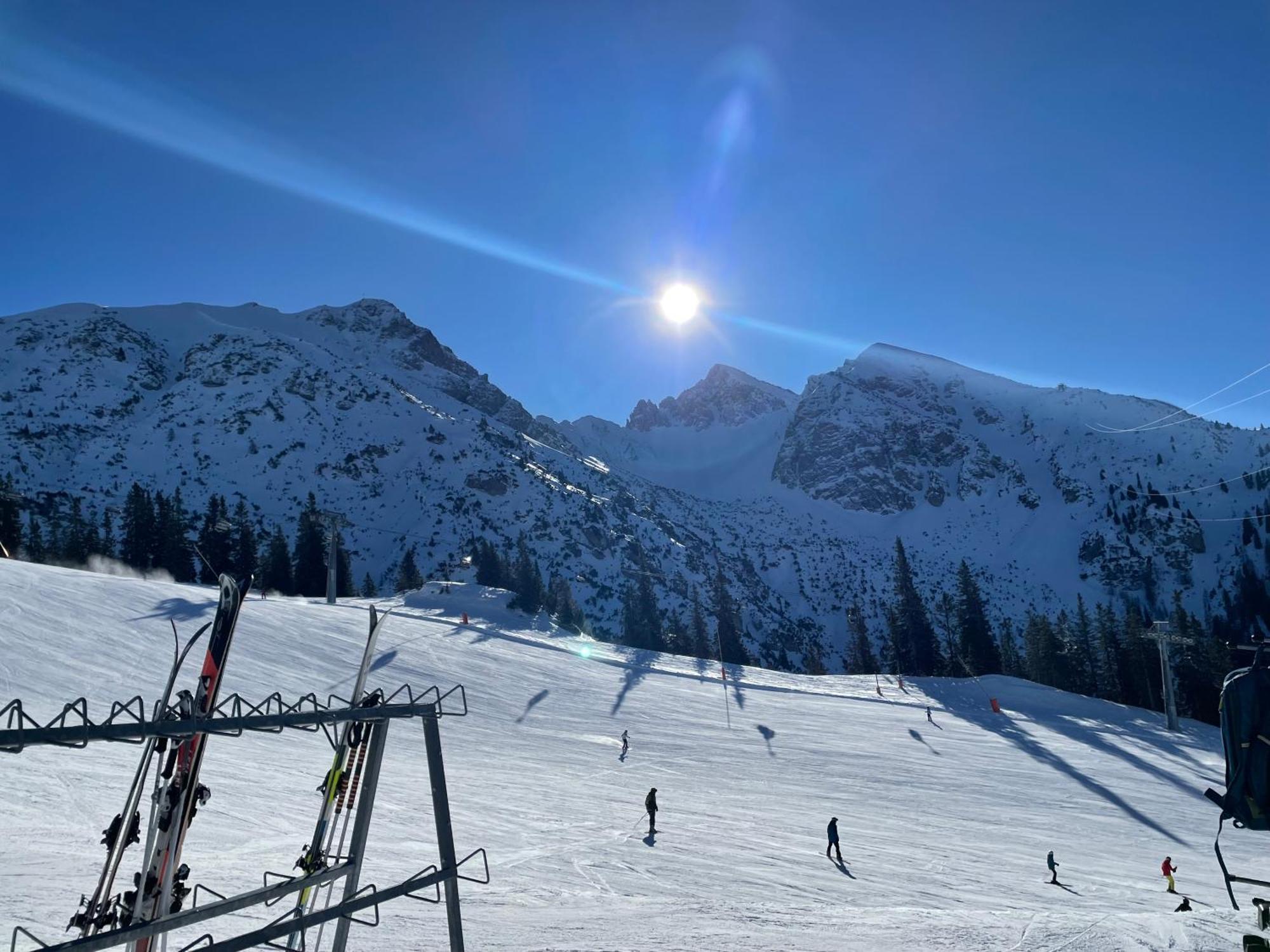 זיפלד אין טירול Sonniges Apartment In Seefeld מראה חיצוני תמונה